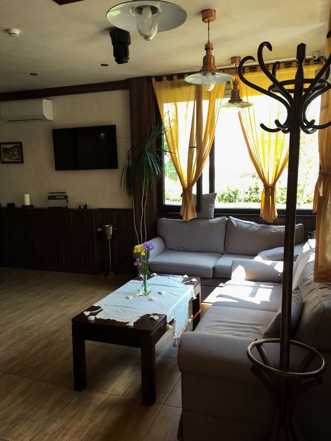 Гостевой дом Guest House Bukor Shtepi Mandrica-32